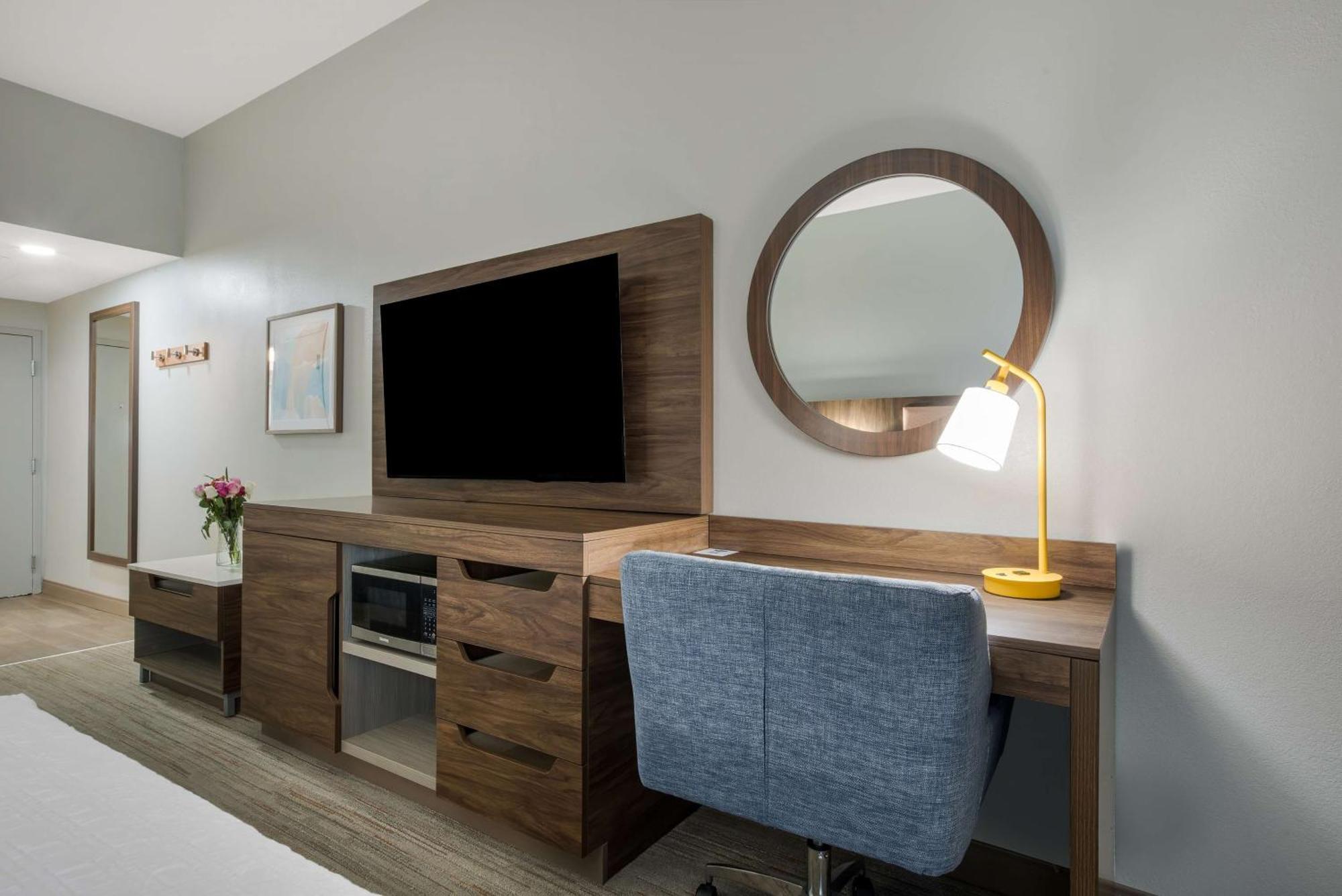 Hampton Inn Linden Exteriör bild