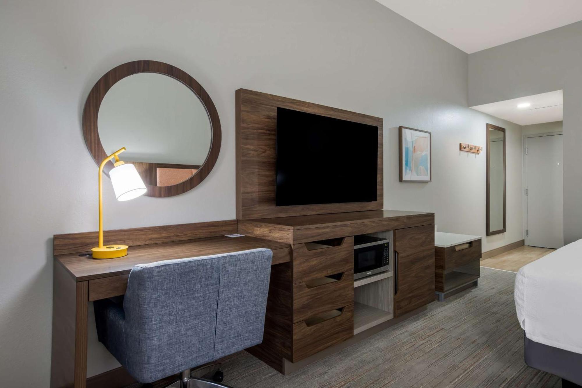 Hampton Inn Linden Exteriör bild