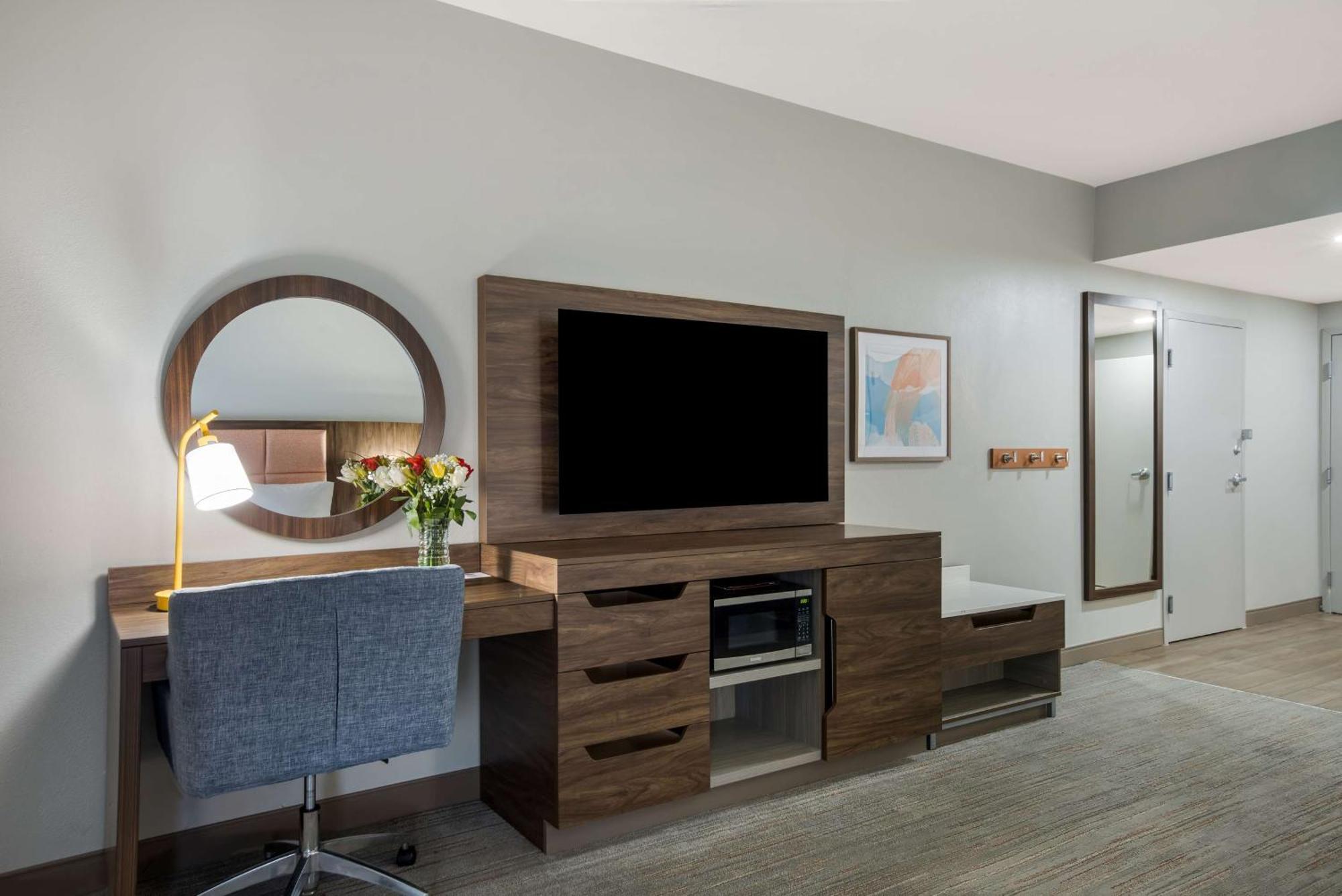 Hampton Inn Linden Exteriör bild